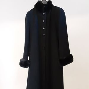 VINTAGE WOOL LONG DRESS COAT WITH REAL FUR COLLAR AND CUFFS